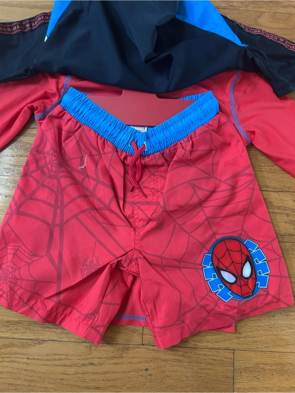 NWT Marvel Spiderman UPF 50+ boys 3pcs swimwear set size 6